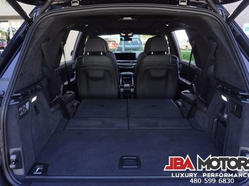 Used 2023 BMW X7 xDrive40i w/ M Sport Package AWD/4WD image 28