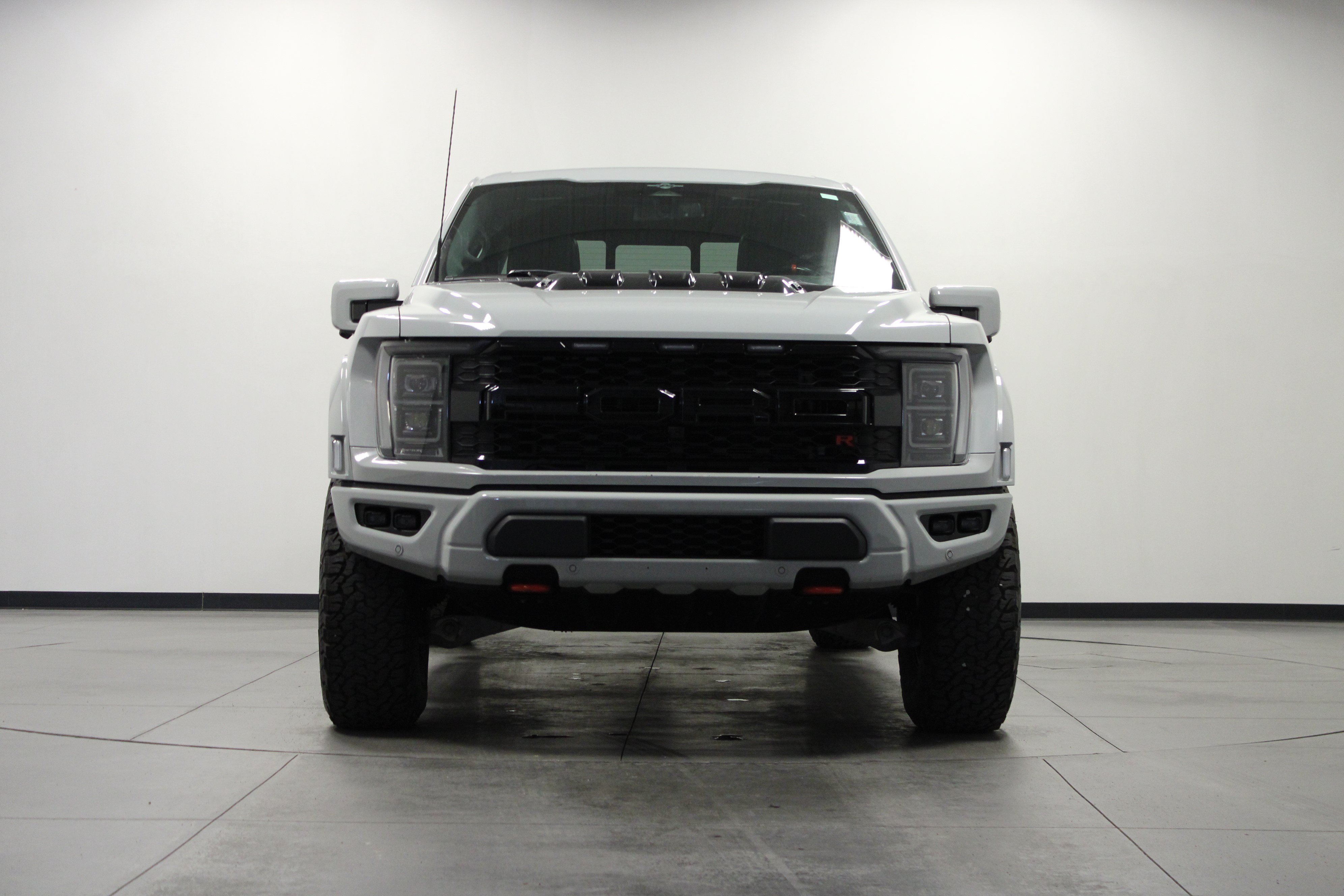 Used 2023 Ford F150 Raptor w/ Equipment Group 802A Raptor R AWD/4WD image 9