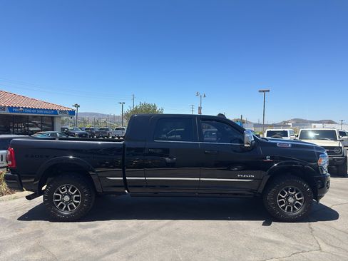 Used 2023 RAM 2500 Limited AWD/4WD image 5