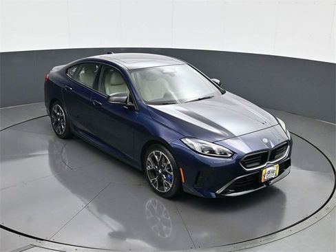 Used 2025 BMW M235i xDrive w/ Premium Package image 16