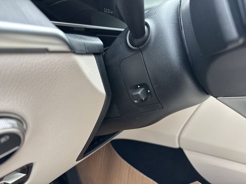 Used 2026 Mercedes-Benz GLC 300 4MATIC image 18