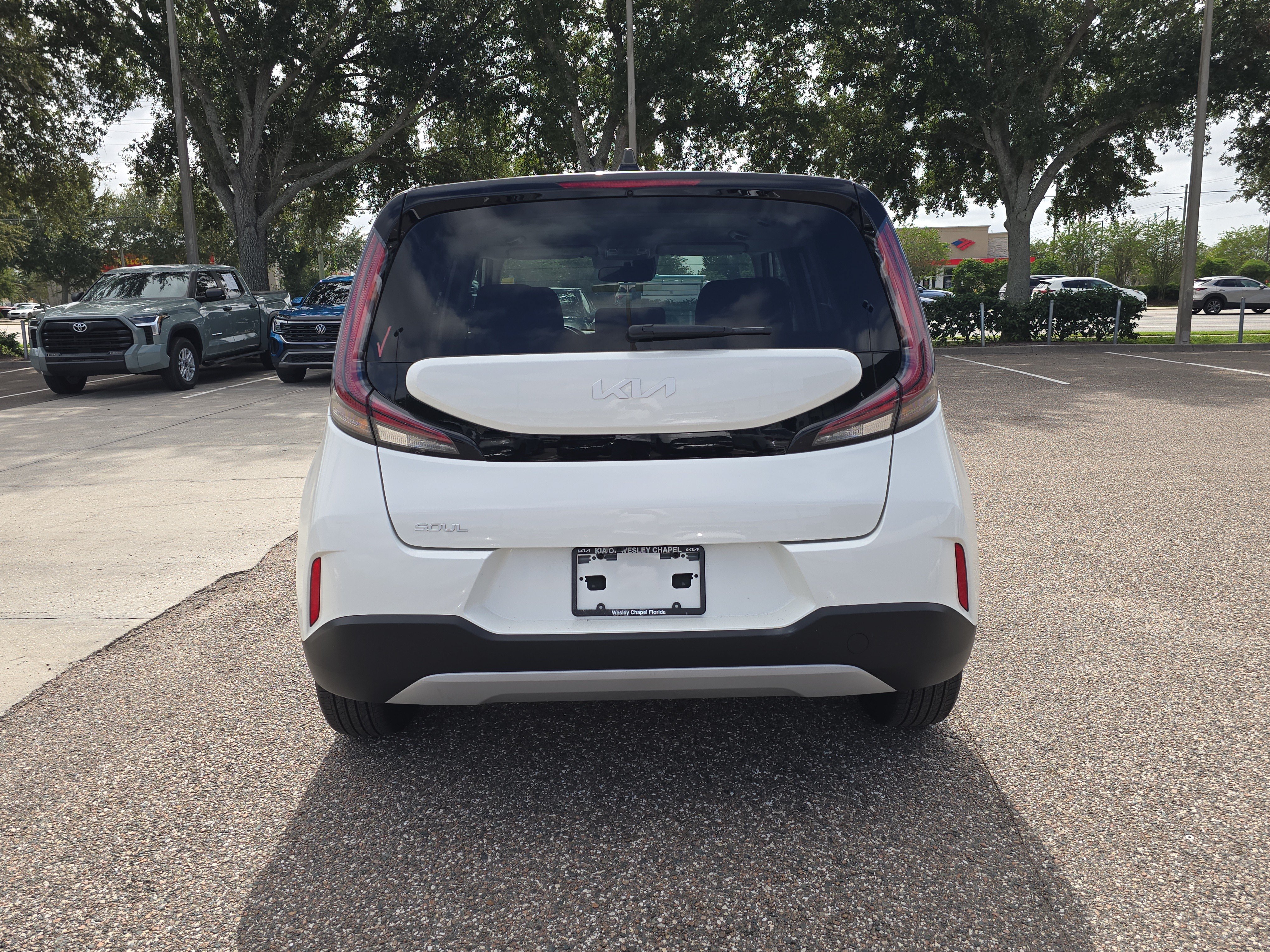 Certified 2025 Kia Soul LX w/ LX Technology Package FWD image 7