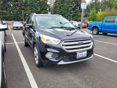 Used 2017 Ford Escape Titanium w/ Equipment Group 301A AWD/4WD image 2