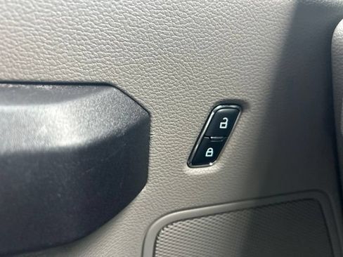 Used 2023 RAM 1500 Limited AWD/4WD image 57