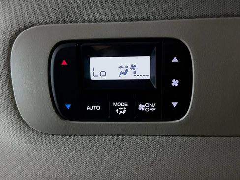 Used 2025 Honda Odyssey Elite image 23