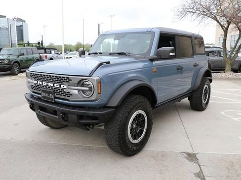 Used 2024 Ford Bronco Badlands AWD/4WD image 2