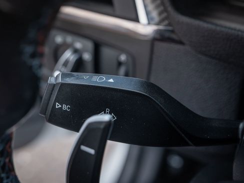 Used 2018 BMW M3 Base image 34