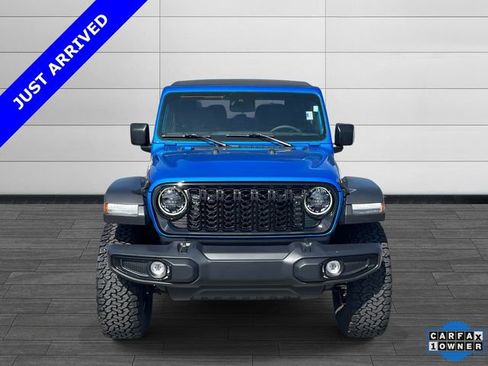 Used 2025 Jeep Wrangler Sport image 8