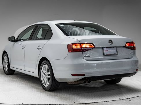 Used 2017 Volkswagen Jetta S w/ Jetta S Cold Weather Package FWD image 3