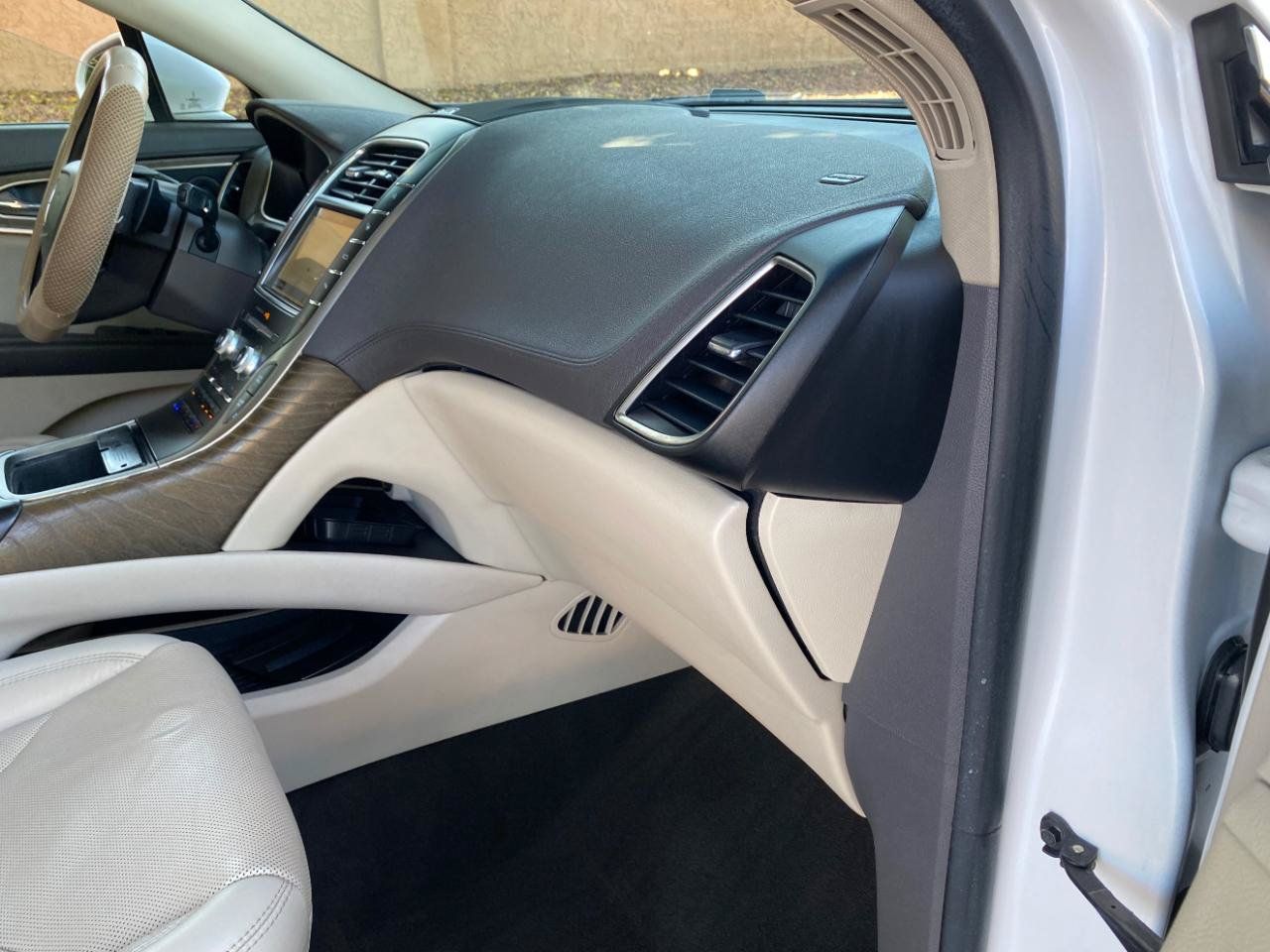 Used 2019 Lincoln Nautilus Reserve FWD image 45