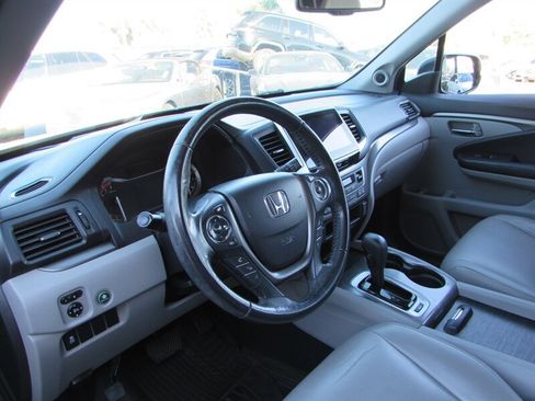 Used 2018 Honda Pilot EX-L image 10