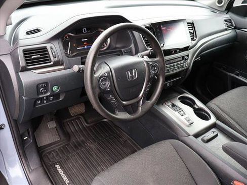 Used 2023 Honda Ridgeline Sport image 10