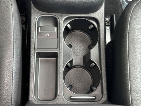 Used 2016 Volkswagen Tiguan SE AWD/4WD image 37