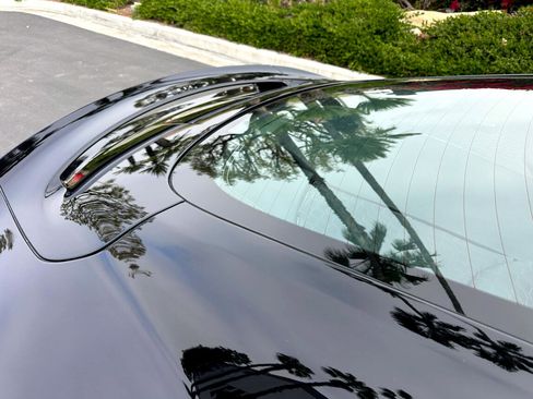 Used 2016 Aston Martin Vanquish Coupe image 38