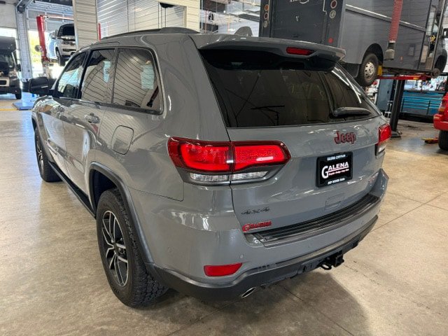 Used 2020 Jeep Grand Cherokee Trailhawk w/ Trailhawk Luxury Group AWD/4WD image 35