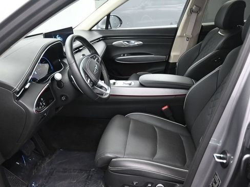 Used 2025 Genesis Electrified GV70 w/ Prestige Package AWD/4WD image 14