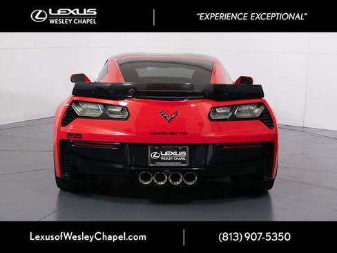 Used 2015 Chevrolet Corvette Z06 w/ 3LZ Preferred Equipment Group RWD image 5
