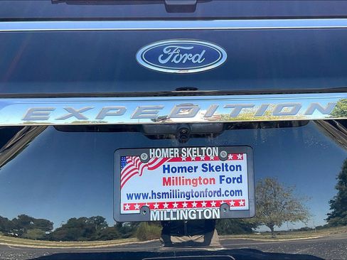 Used 2021 Ford Expedition XLT image 30