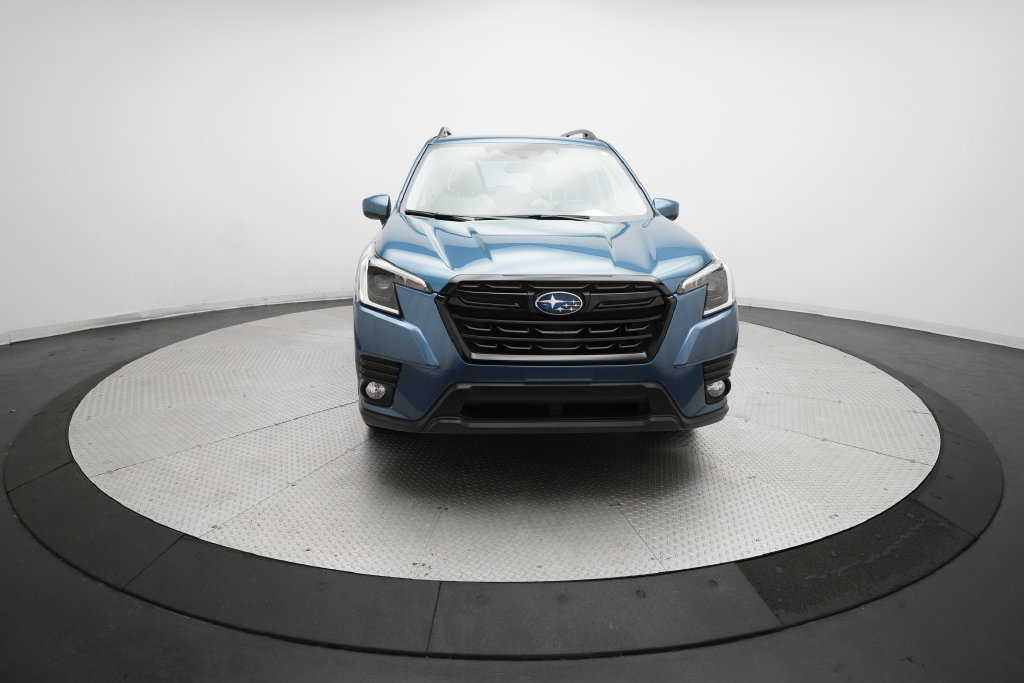 Certified 2023 Subaru Forester Premium AWD/4WD image 11
