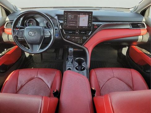 Used 2021 Toyota Camry XSE w/ Navigation Upgrade Package FWD image 12