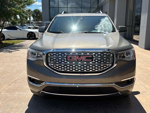Used 2019 GMC Acadia Denali w/ Technology Package image 8