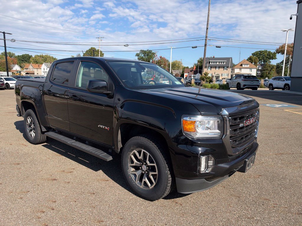 Used 2022 GMC Canyon AT4 w/ Trailering Package AWD/4WD image 3