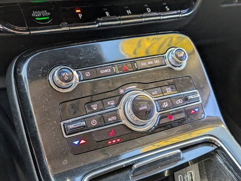 Certified 2023 Lincoln Nautilus Standard w/ Premium Package image 23