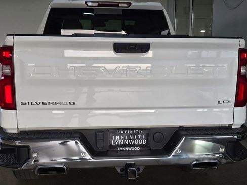 Used 2022 Chevrolet Silverado 1500 LTZ image 25