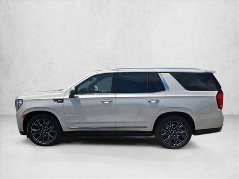Used 2024 GMC Yukon Denali Ultimate AWD/4WD image 9