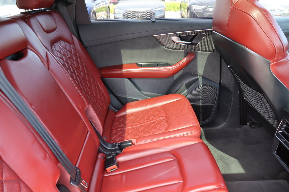 Used 2022 Audi SQ7 Prestige w/ Prestige Package AWD/4WD image 20