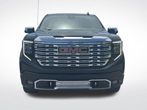Used 2023 GMC Sierra 1500 Denali w/ Denali Reserve Package AWD/4WD image 10