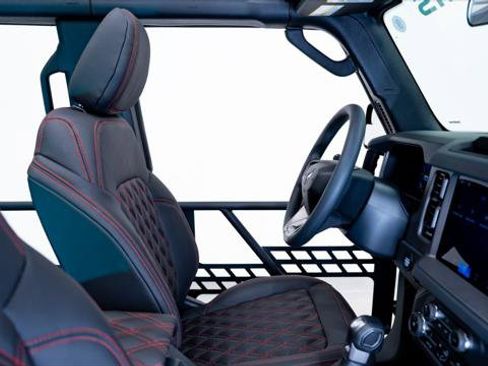 Used 2025 Ford Bronco Big Bend image 15