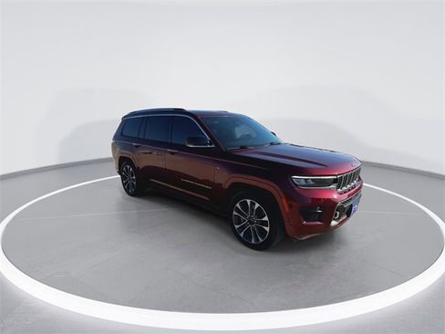 Used 2023 Jeep Grand Cherokee L Overland image 2