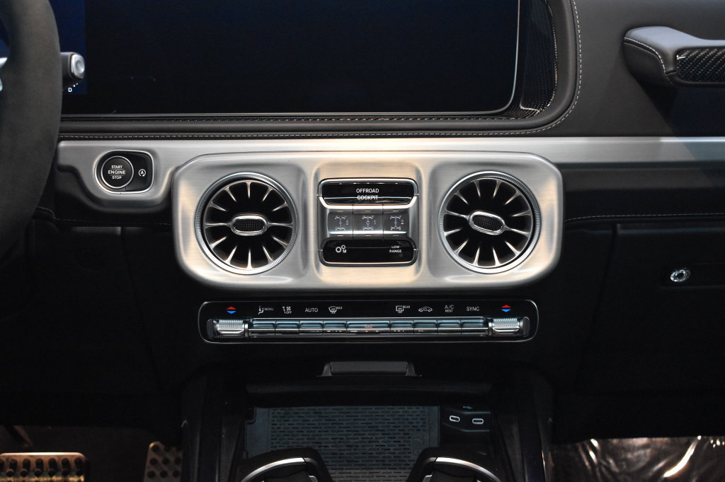 Used 2025 Mercedes-Benz G 63 AMG 4MATIC image 27