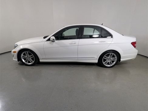 Used 2014 Mercedes-Benz C 250 Sedan image 4