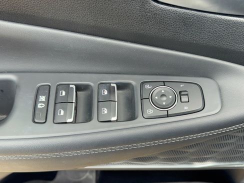 Used 2020 Hyundai Santa Fe SEL FWD image 15