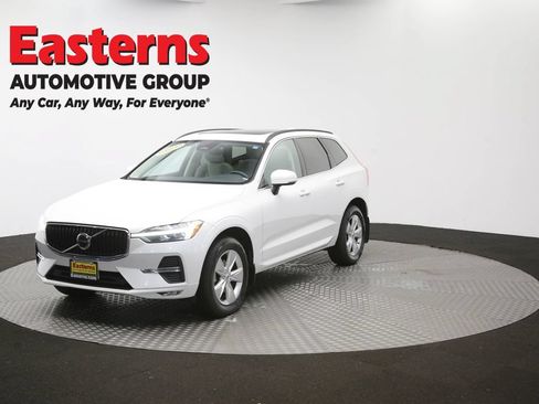 Used 2022 Volvo XC60 B5 Momentum AWD/4WD image 57