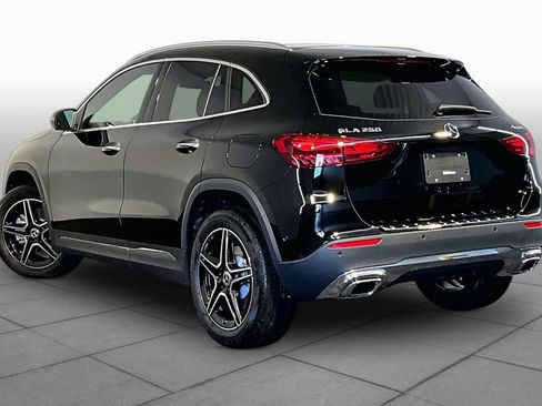 New 2026 Mercedes-Benz GLA 250 4MATIC image 3