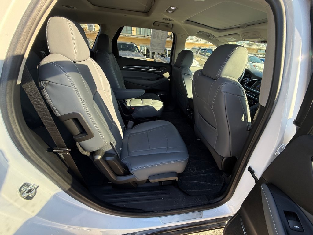 Used 2020 Buick Enclave Essence w/ Sport Touring Edition AWD/4WD image 27