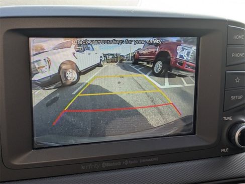 Used 2020 Hyundai Kona SEL Plus w/ Cargo Package image 21