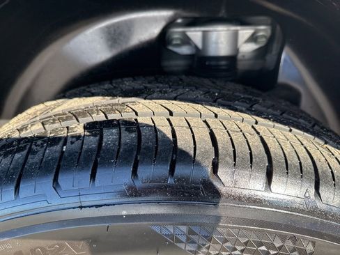 Used 2024 Kia Telluride S w/ S Sunroof Package image 32