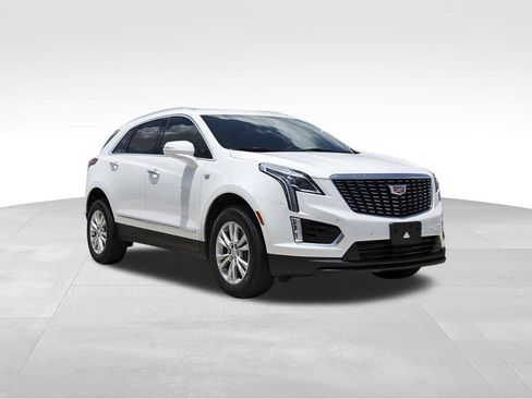 New 2026 Cadillac XT5 Luxury FWD image 1