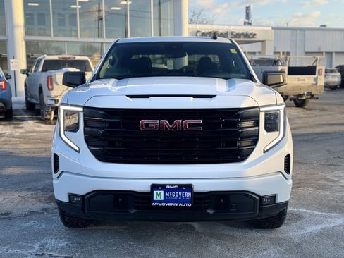 Used 2024 GMC Sierra 1500 Elevation w/ Max Trailering Package image 9