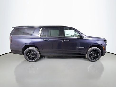 New 2026 Chevrolet Suburban High Country AWD/4WD image 4