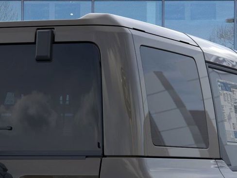 New 2025 Ford Bronco Outer Banks w/ Sasquatch Package image 25