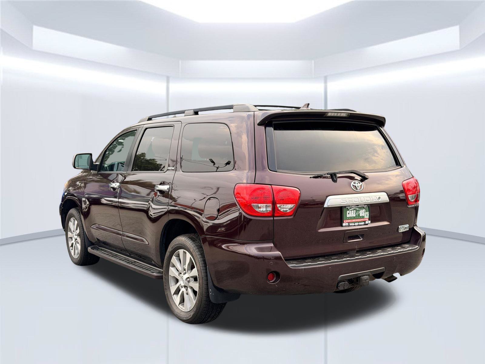 Used 2016 Toyota Sequoia Limited w/ Safety & Convenience Package AWD/4WD image 10