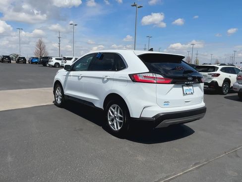 Used 2023 Ford Edge SEL image 32