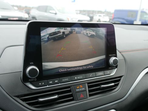 Used 2022 Nissan Altima 2.5 SR image 26