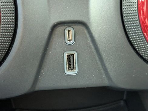 Used 2022 Chevrolet Blazer RS image 24