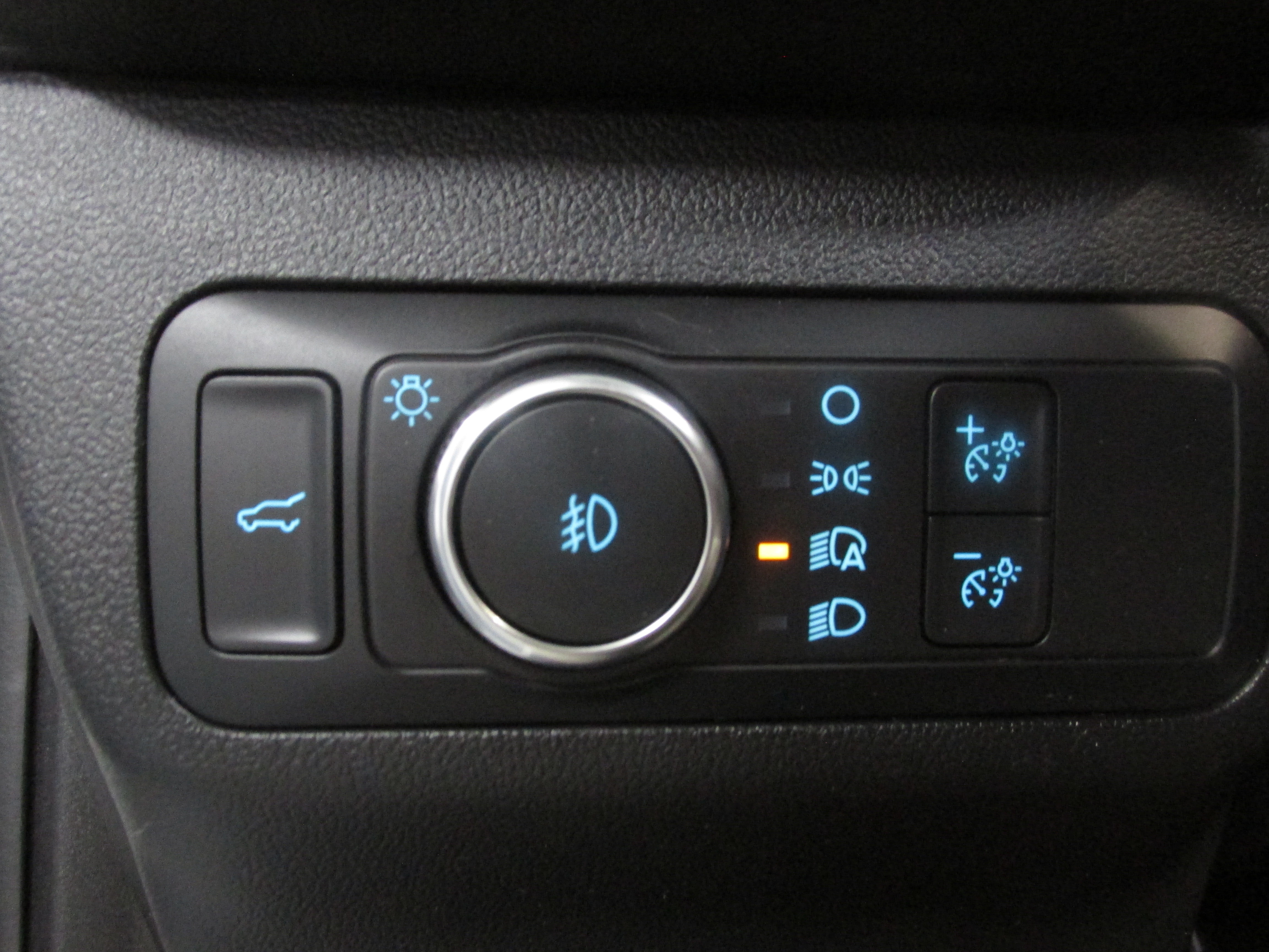 Used 2022 Ford Escape SEL w/ SEL Stealth AWD Package image 33